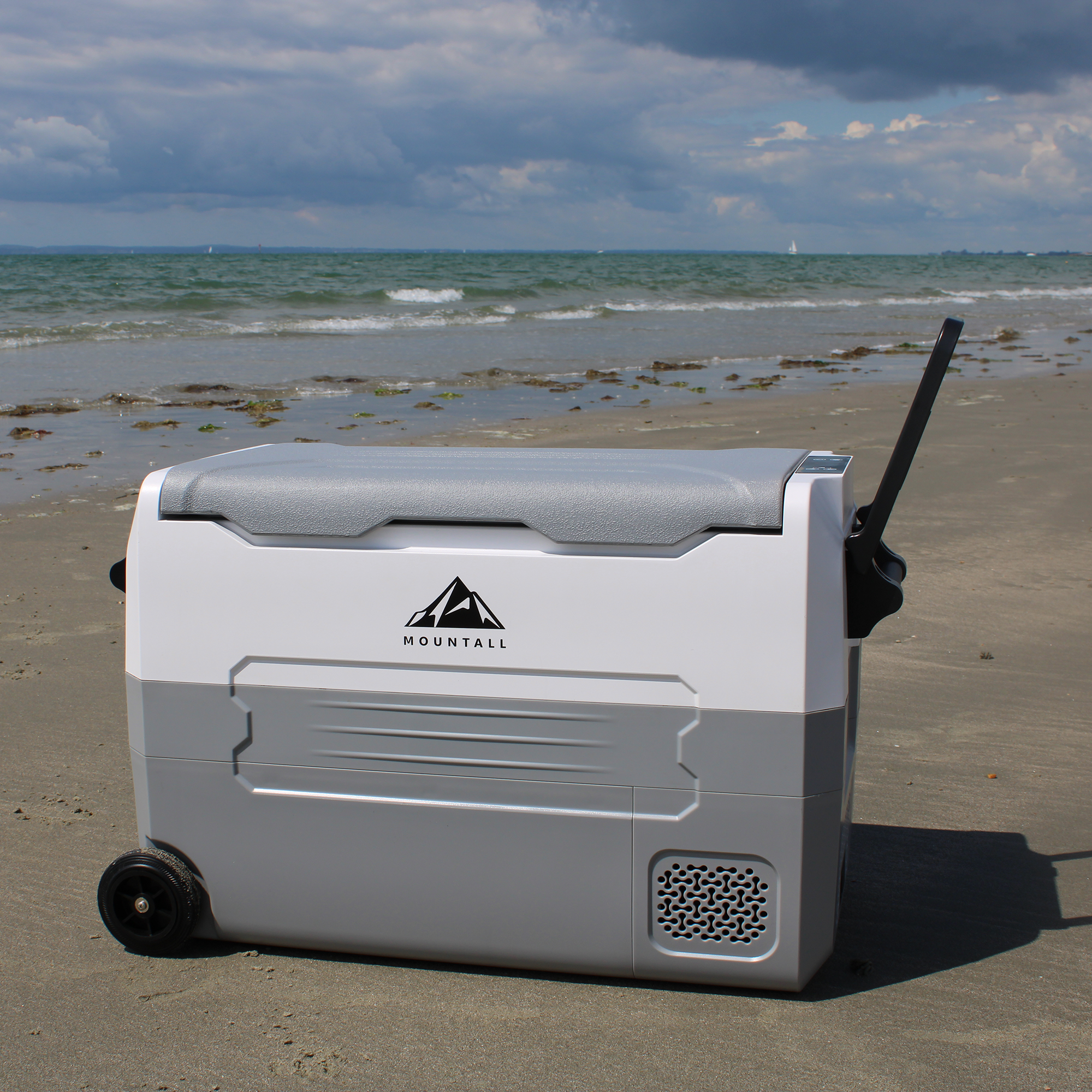 Mountall - Portable car fridge.