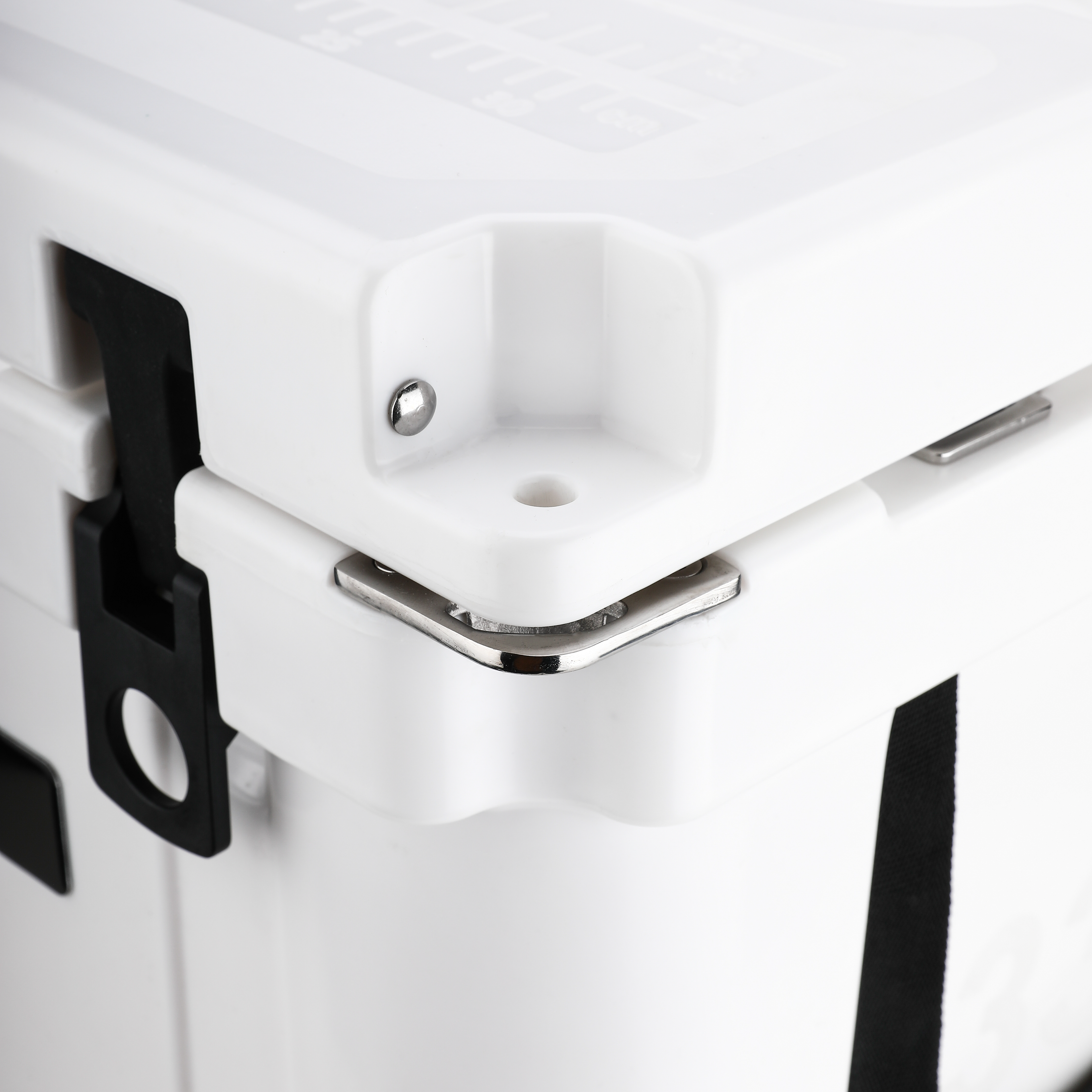 Mountall - Hard cooler 33L
